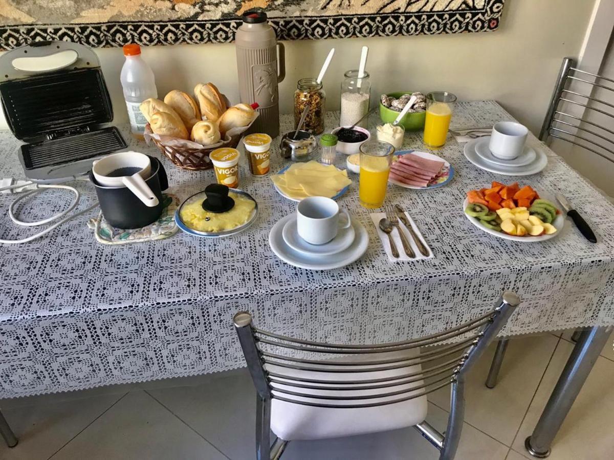 Homestay 3 - Avenida Carlos Gomes Porto Alegre Kültér fotó